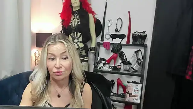 crystaLUX – Live XXX-chat