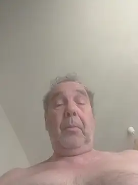 Chat +18 de natotres@xh ao vivo