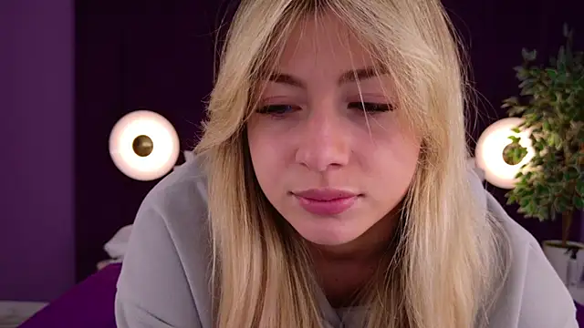 HelenaMorgan: απευθείας συνομιλία ΧΧΧ