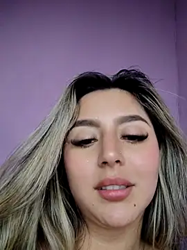 CelesteBlaze_ Chat XXX in diretta