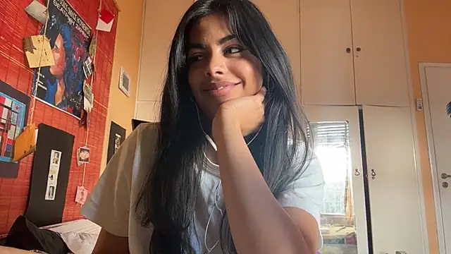 JenniRoutt Show in webcam