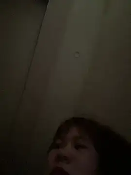 Liness101 Live XXX Chat