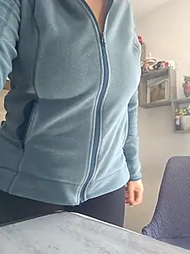 XXX chat uživo modela KristenVega