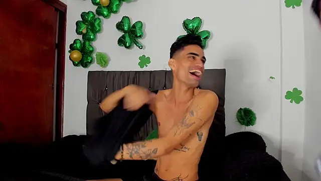 Gay_Red_Room's Live XXX Chat