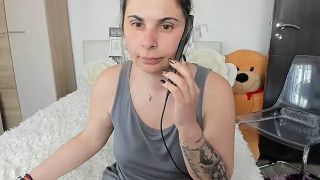 Chatroom XXX en direct de sweetemy4u