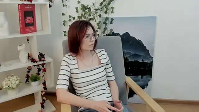 XXX chat uživo modela MyrlYosko