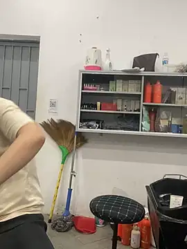 Ivy_Trix2's Live XXX Chat