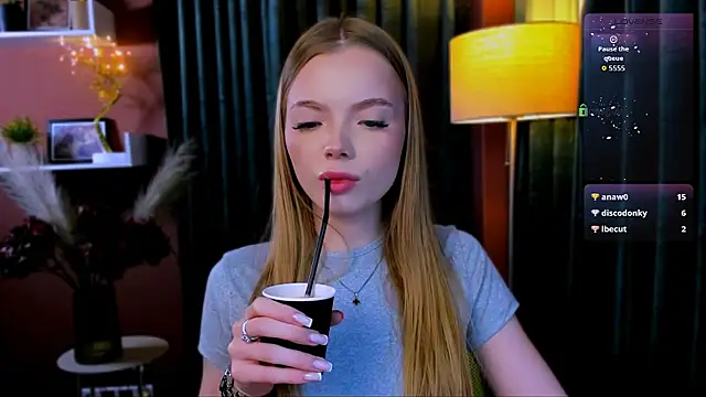 maddy_moah Live XXX-Chat