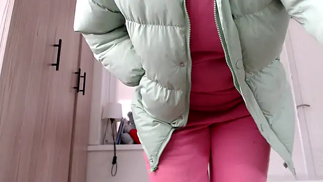 increible_della's Live XXX Chat