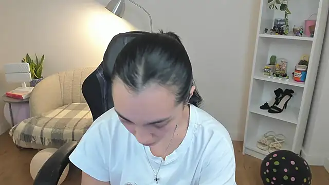 Chat +18 de _BellaEvans_ ao vivo