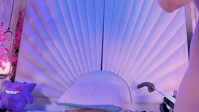 Chat +18 de VesperVelvet ao vivo