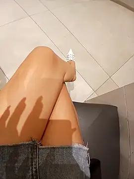 แชท XXX สดของ Ori-Lynk