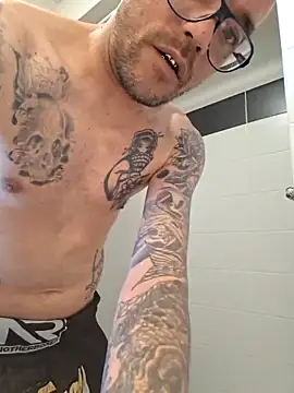 Show modela Mr_Graffitimile na web-kameri