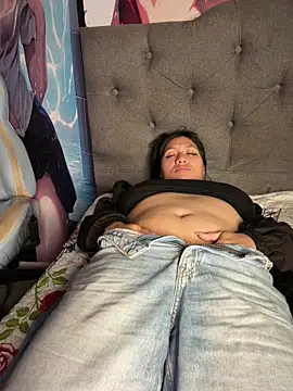 Im_LittleのライブXXXチャット