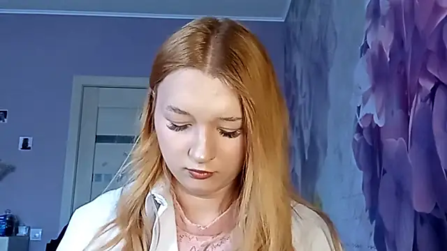 ChantayCambronneのライブXXXチャット