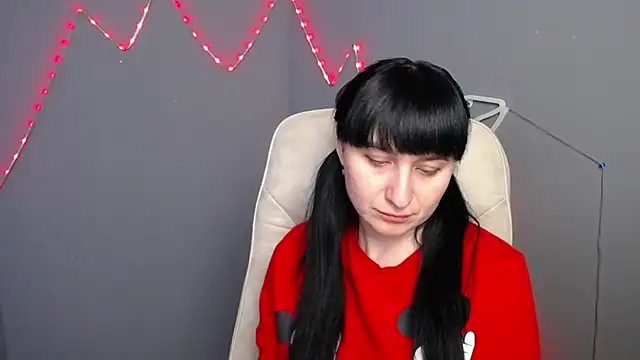 XXX chat uživo modela NinaFlawlees