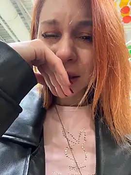 RosieSecret's Live XXX Chat