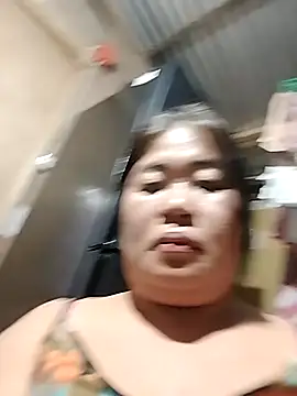 Lovelywoman43 webkamerás műsora