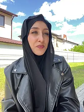 Chat XXX en directo de FlexibleDoll_