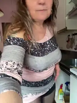 Sunbelxx 现场XXX聊天