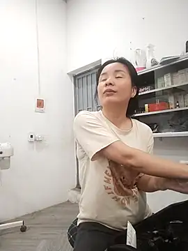 Ivy_Trix2 现场XXX聊天