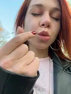 RosieSecret 现场XXX聊天