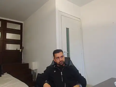 BryceReign live XXX chat