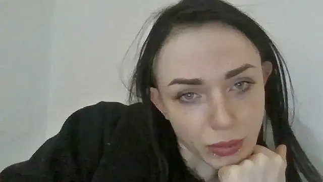 Trinsy_Love Chat XXX live