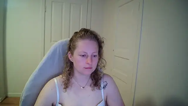 Girlnina-1995 Live XXX-chat