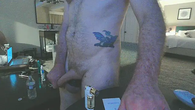 NWBuiltn Live XXX chat