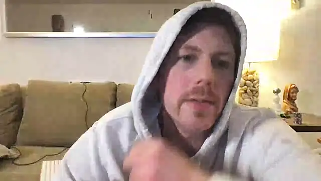 9VOLTT: онлайн-секс-чат