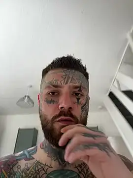 magicmichaell's Live XXX Chat