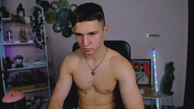 emmanuel_shine live XXX chat