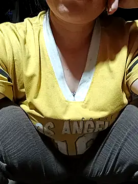 Lindxx-hot's Webcam Show