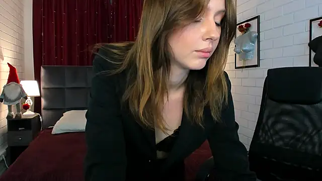 MeganClapp: διαδικτυακό σόου στην κάμερα