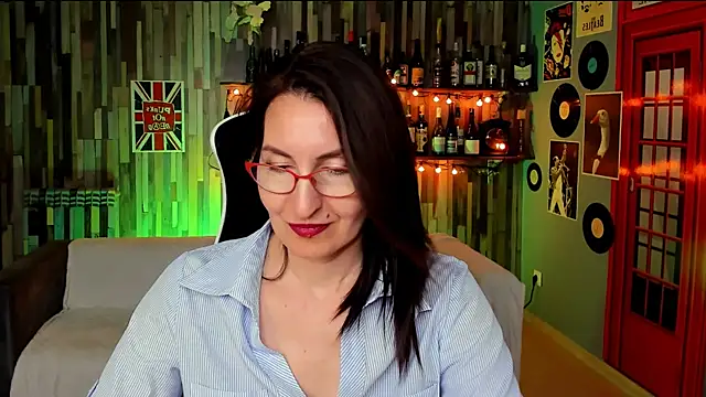 Chat +18 de UnaTerra ao vivo