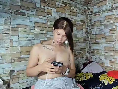 manilafoxts webcam show