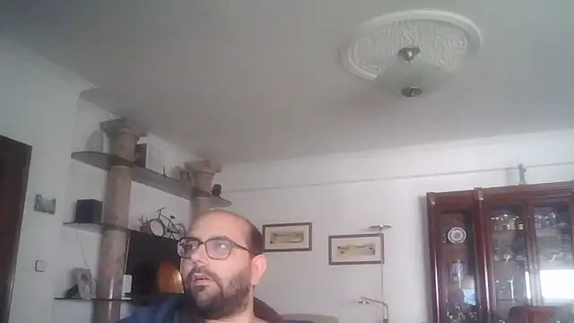 Pertunjukan Kamera Web manokiitoo