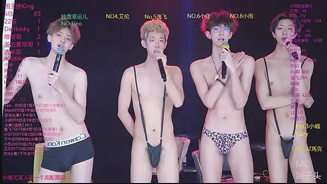 AAA-winnern Live XXX chat