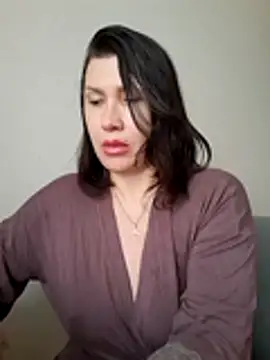 ROXOLANAA_SEXY: διαδικτυακό σόου στην κάμερα