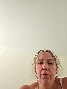 Chat +18 de Wisie_Cutie ao vivo