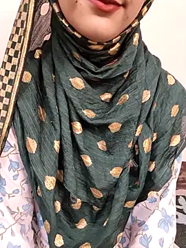 Chat +18 de Indian-Aleena ao vivo