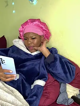 Seductive_Yellow_Titties Live XXX-Chat