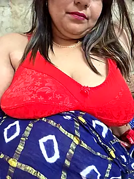 MOM-SUN-COUPLE Adlı Modelin Canlı XXX Sohbeti