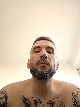 SexLovewithTs: διαδικτυακό σόου στην κάμερα