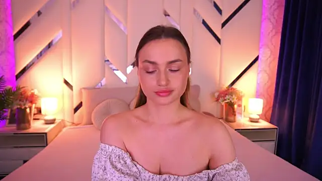 LindsieGreyy's Live XXX Chat