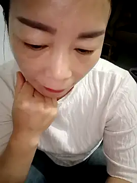 mimi2052's Webcam Show