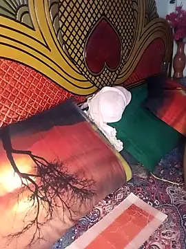 Rater-Rani-143 Adlı Modelin Canlı XXX Sohbeti