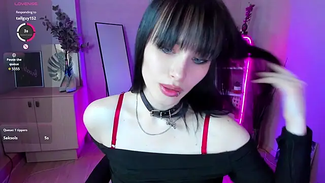 demetra__ Adlı Modelin Canlı XXX Sohbeti