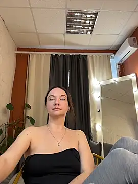 Harmoni_Love Adlı Modelin Canlı XXX Sohbeti